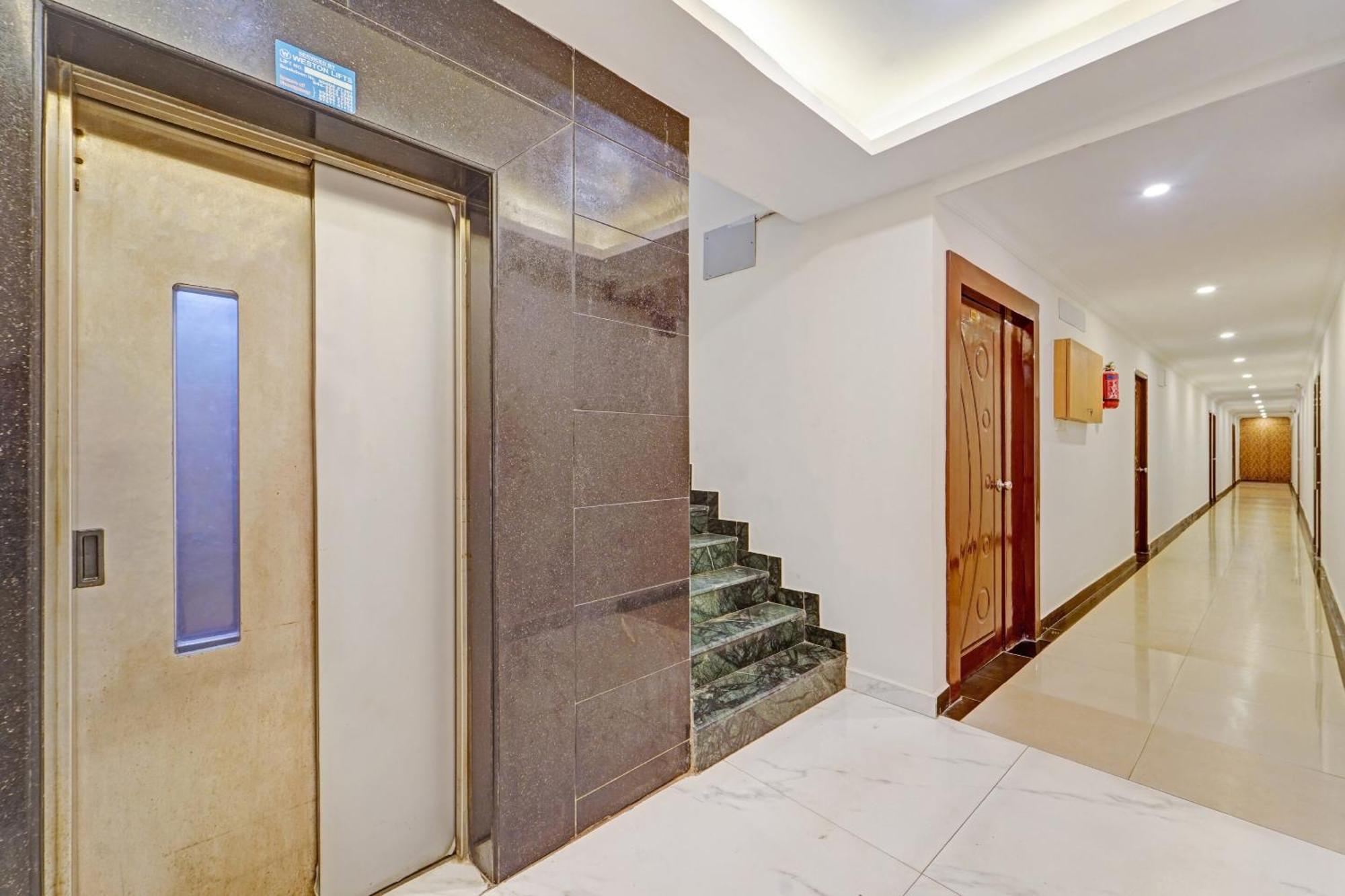 Collection O Mount Road Rich Mount Near Marina Beach Hotel Chennai Luaran gambar