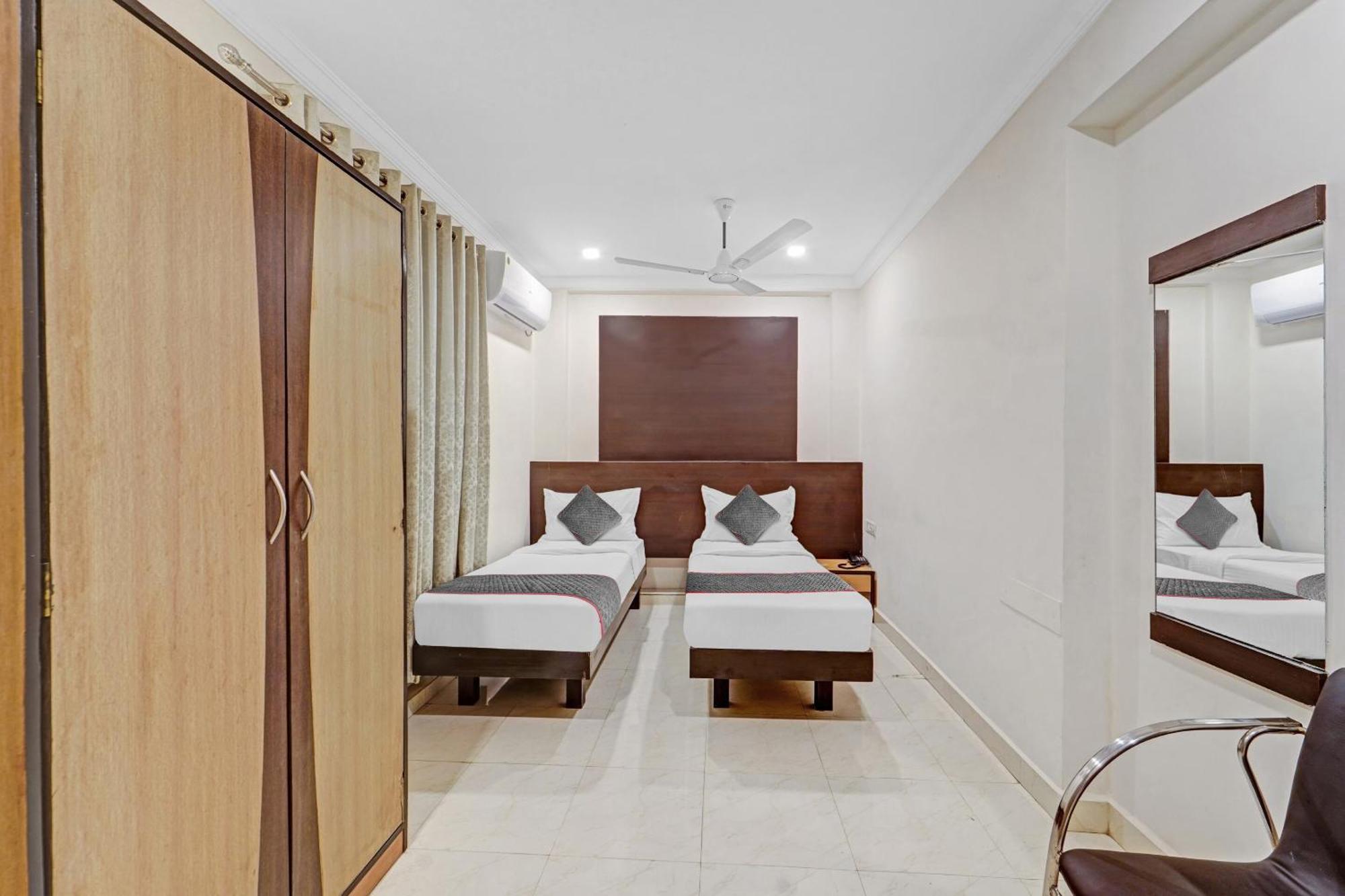 Collection O Mount Road Rich Mount Near Marina Beach Hotel Chennai Luaran gambar