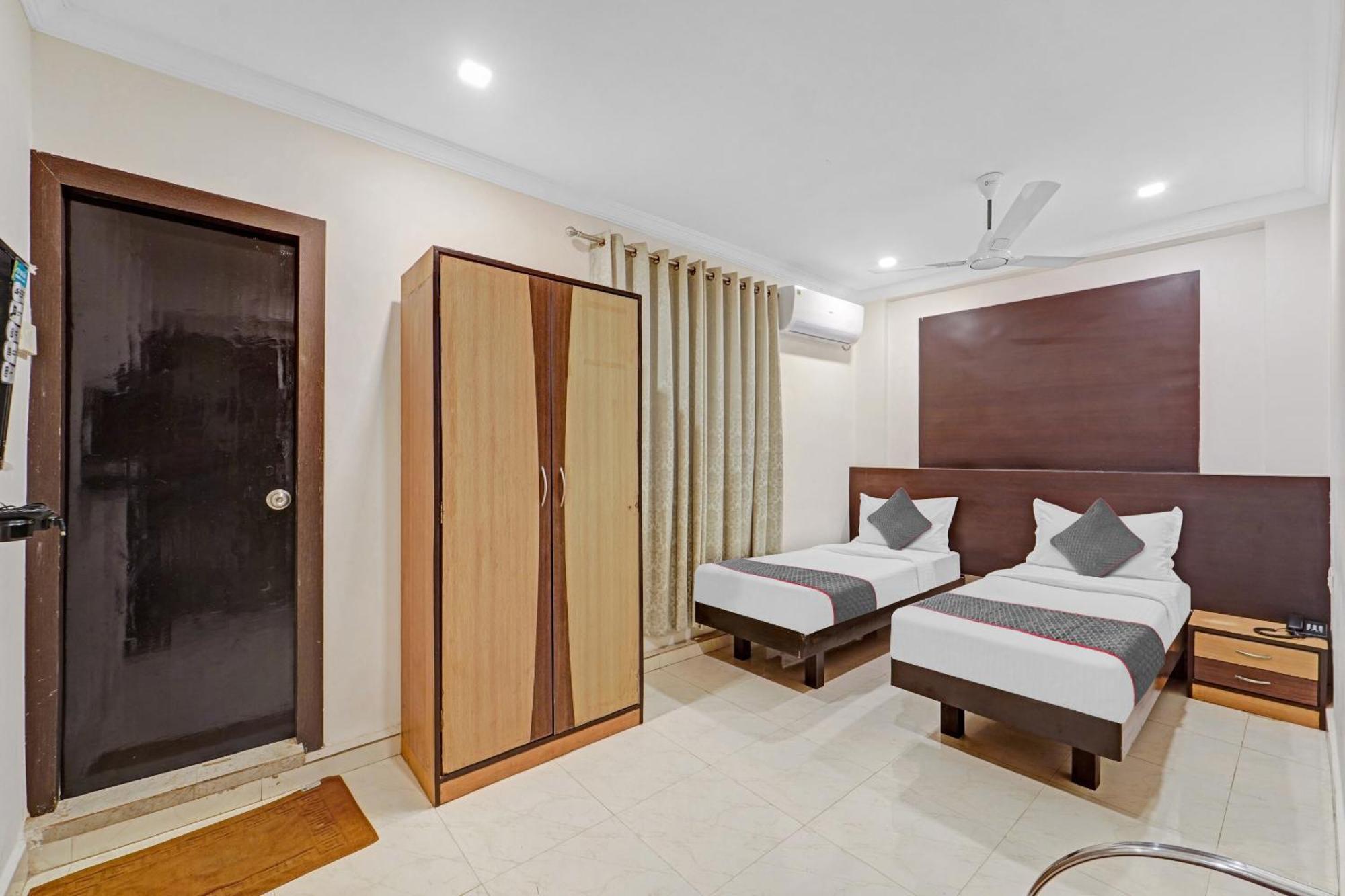 Collection O Mount Road Rich Mount Near Marina Beach Hotel Chennai Luaran gambar
