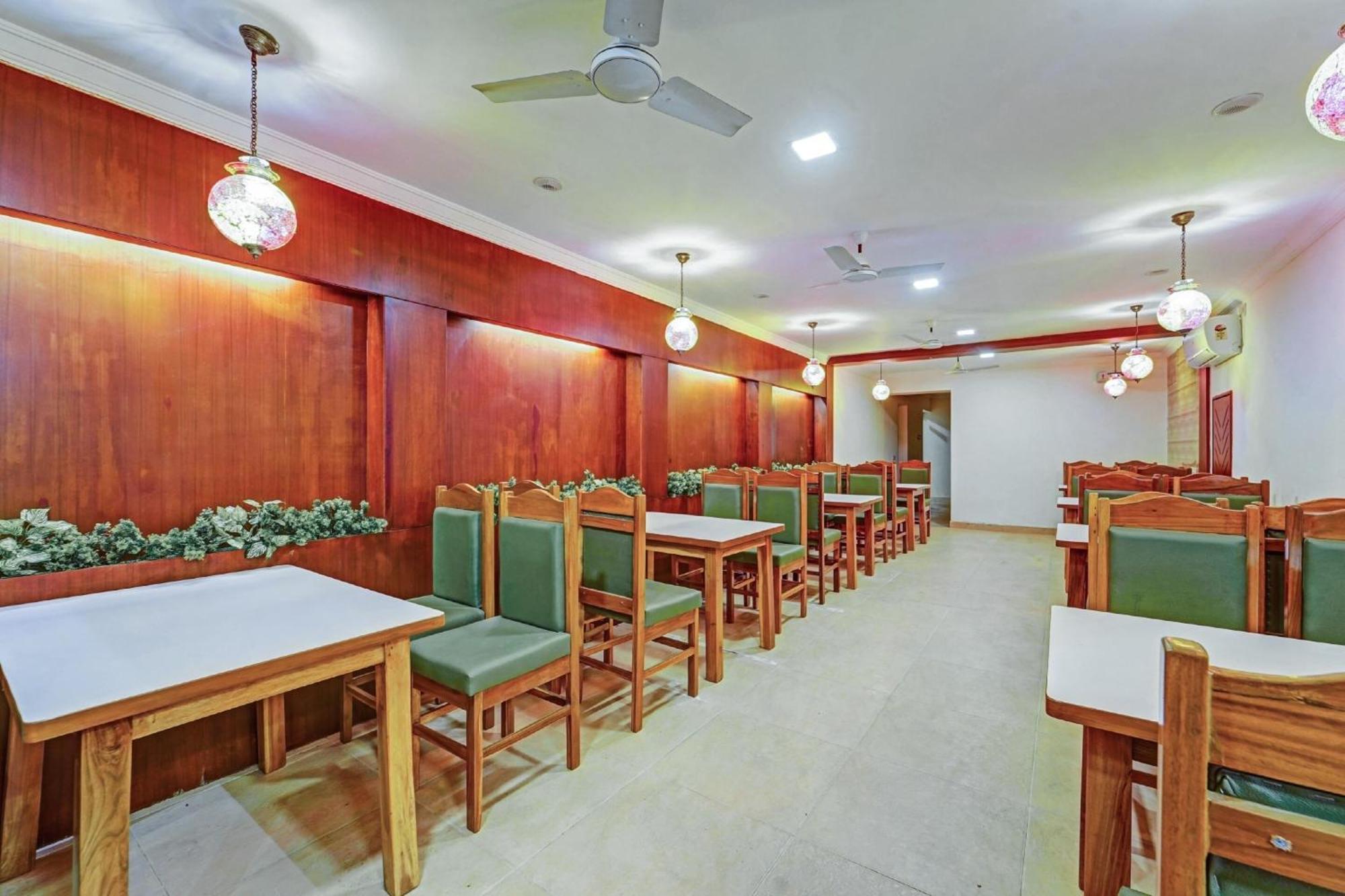 Collection O Mount Road Rich Mount Near Marina Beach Hotel Chennai Luaran gambar
